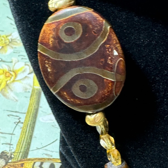 Tibetan agate oval Stone, Citrine Necklace,  30” long, gold filled toggle - Picture 5 of 6